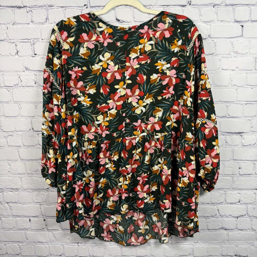 Willow & Root Floral Boho Blouse Size Medium - Picture 2 of 5